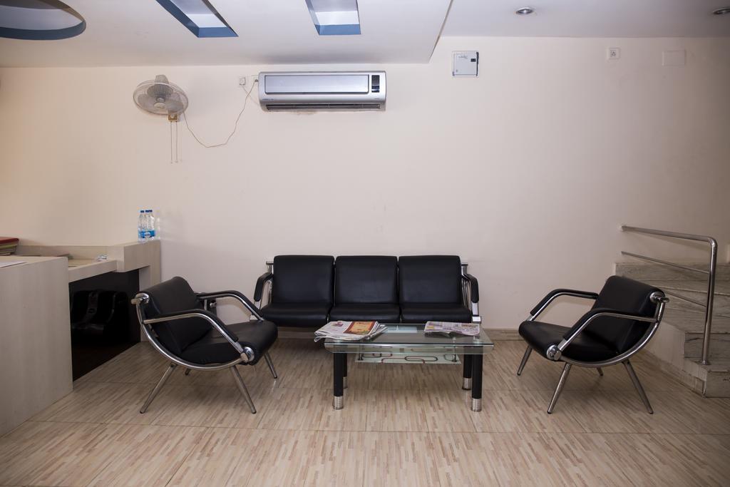 Oyo 1359 Hotel Best Inn Bhubaneswar Zewnętrze zdjęcie