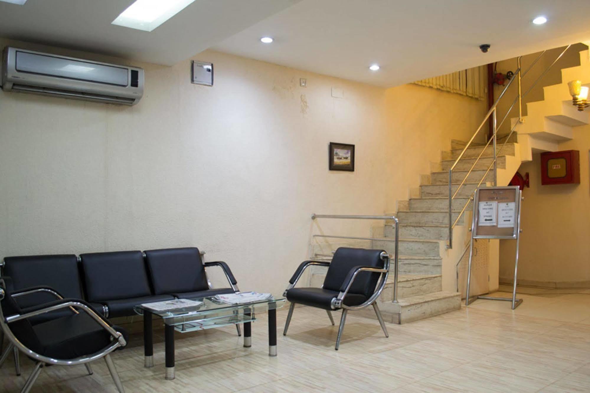 Oyo 1359 Hotel Best Inn Bhubaneswar Zewnętrze zdjęcie