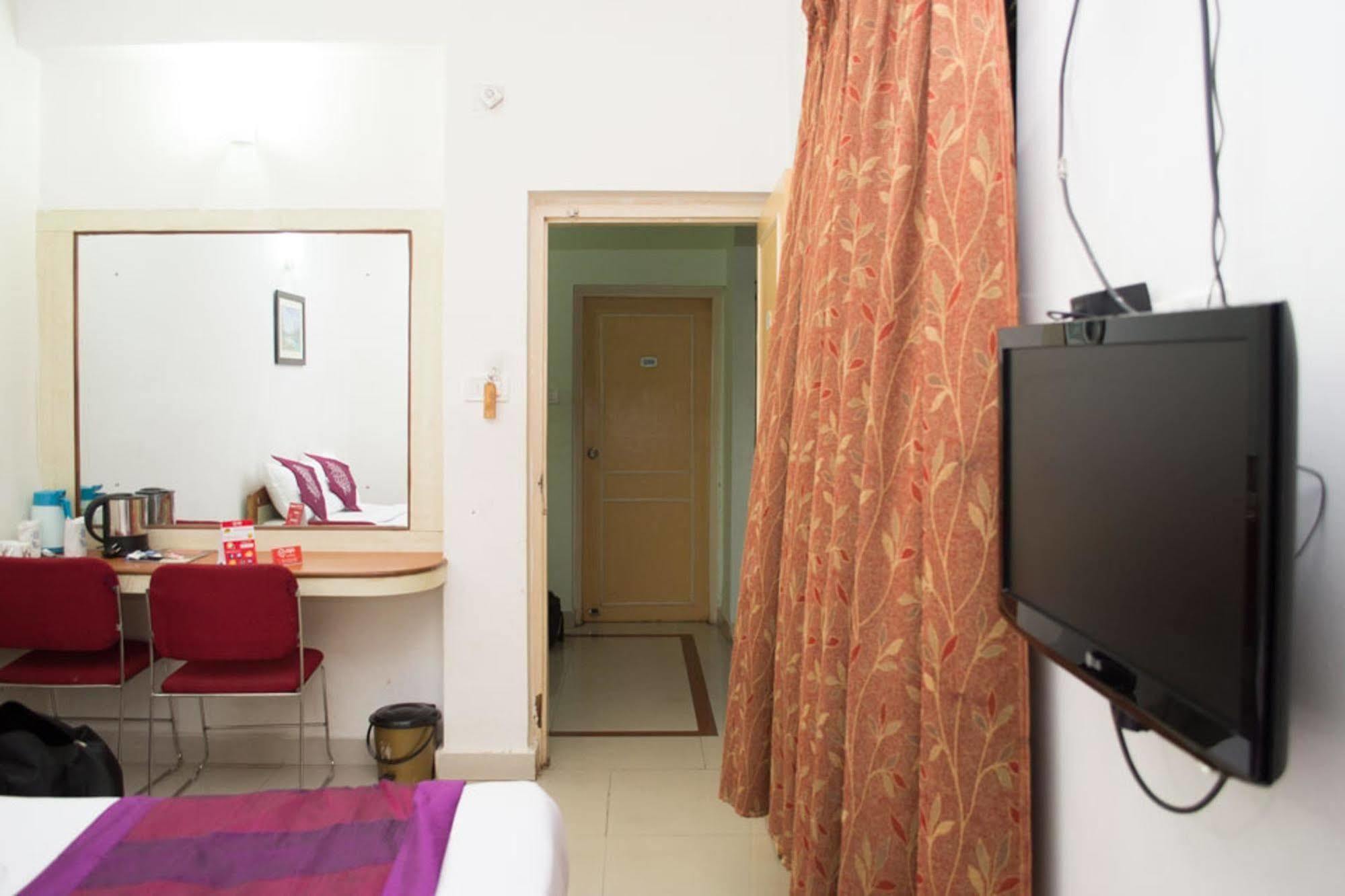 Oyo 1359 Hotel Best Inn Bhubaneswar Zewnętrze zdjęcie
