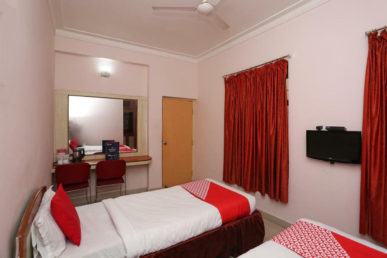 Oyo 1359 Hotel Best Inn Bhubaneswar Zewnętrze zdjęcie