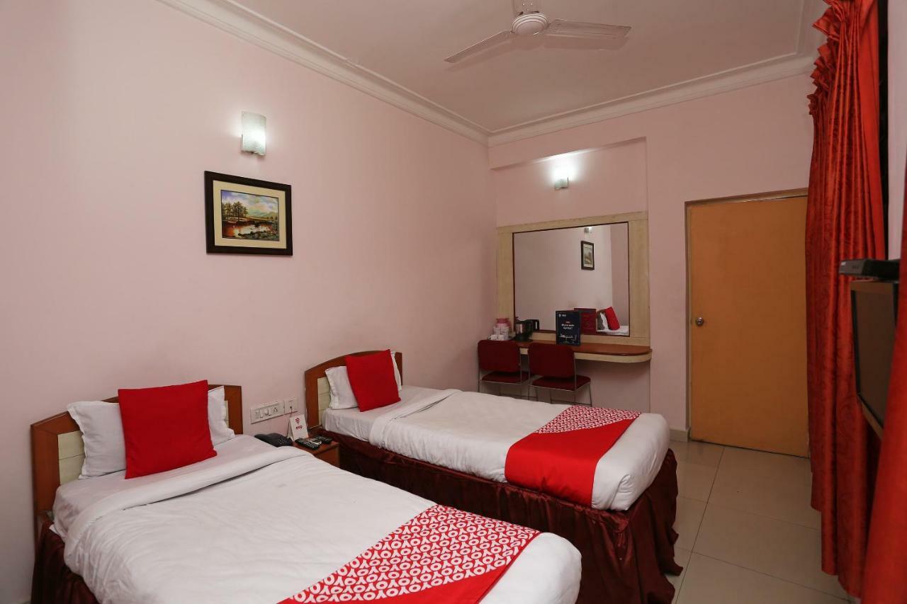 Oyo 1359 Hotel Best Inn Bhubaneswar Zewnętrze zdjęcie